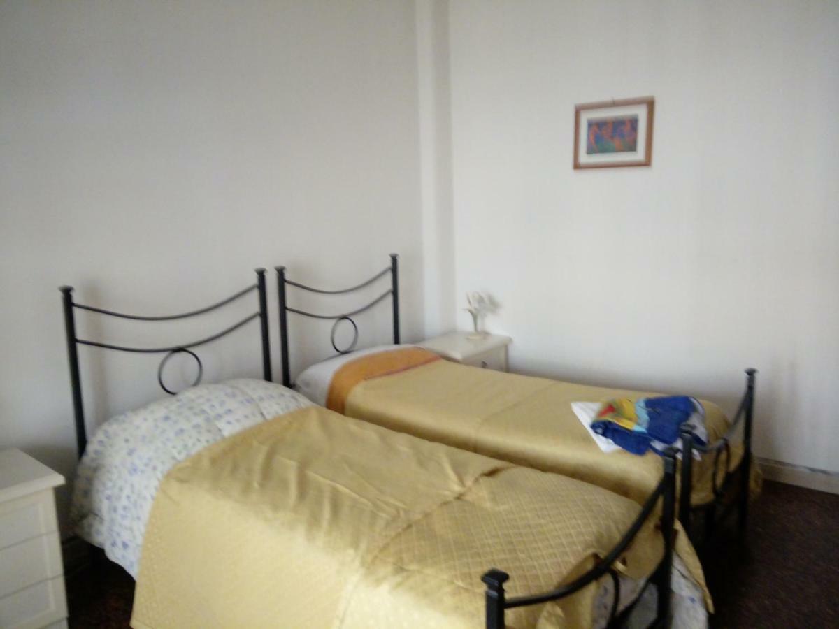 Alloggio Turistico P.Lodi Apartment Rome Bagian luar foto