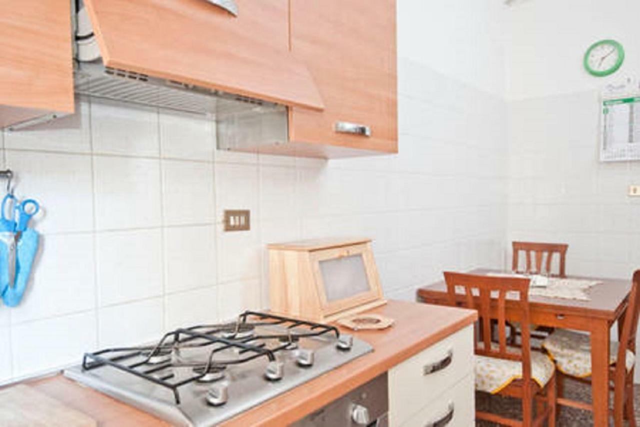 Alloggio Turistico P.Lodi Apartment Rome Bagian luar foto